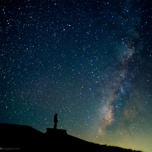 国产AV白嫩尤物扒开腿

